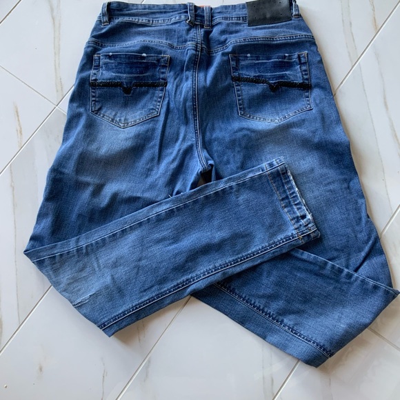 Jeans , with great patch work , size 6 - Picture 6 of 8